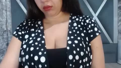Snapshot of sandraclarkx69 chatting on 02/01/25, 11:43 sandraclarkx69 online show from 02/01/25, 11:43