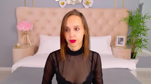 Snapshot of sandrazoe chatting on 10/10/25, 03:27 San online show from 10/10/25, 03:27