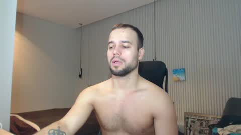 Snapshot of sandro_best chatting on 02/03/25, 09:41 DeAlex online show from 02/03/25, 09:41