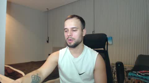 Snapshot of sandro_best chatting on 02/03/25, 03:59 DeAlex online show from 02/03/25, 03:59