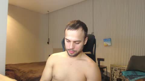 Snapshot of sandro_best chatting on 02/09/25, 05:33 DeAlex online show from 02/09/25, 05:33