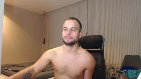 Snapshot of sandro_best chatting on 02/21/25, 04:16 DeAlex online show from 02/21/25, 04:16