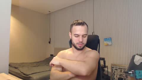 Snapshot of sandro_best chatting on 02/24/25, 10:26 DeAlex online show from 02/24/25, 10:26