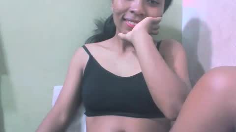 sandy735579 online show from 04/18/26, 07:07