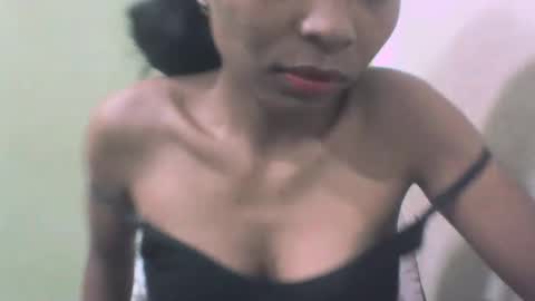 Snapshot of sandy735579 chatting on 04/21/26, 02:26 sandy735579 online show from 04/21/26, 02:26