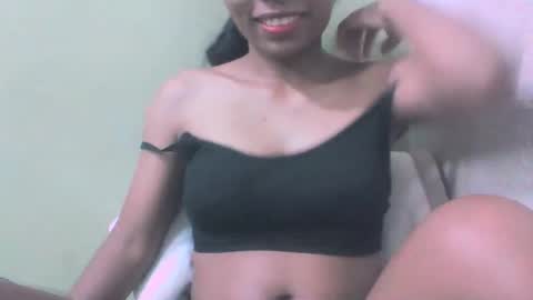 Snapshot of sandy735579 chatting on 04/21/26, 05:39 sandy735579 online show from 04/21/26, 05:39