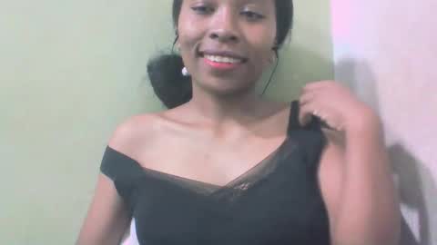 Snapshot of sandy735579 chatting on 05/04/26, 06:59 sandy735579 online show from 05/04/26, 06:59
