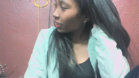 Snapshot of sandy735579 chatting on 06/29/26, 03:23 sandy735579 online show from 06/29/26, 03:23