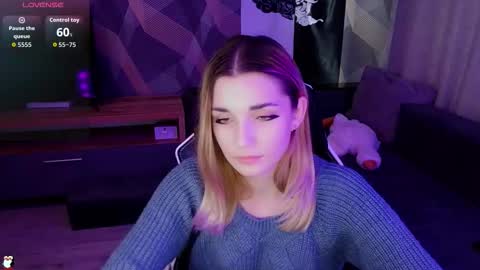 Snapshot of sandy_belle88 chatting on 10/09/25, 08:12 sandy_belle88 online show from 10/09/25, 08:12