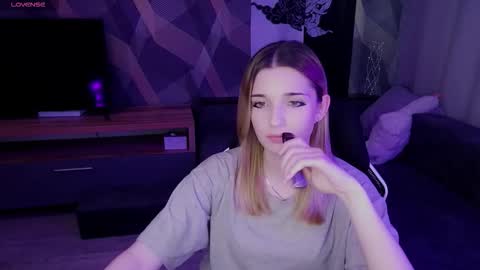 Snapshot of sandy_belle88 chatting on 10/25/25, 02:02 sandy_belle88 online show from 10/25/25, 02:02