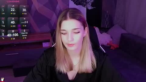 Snapshot of sandy_belle88 chatting on 11/21/25, 09:13 sandy_belle88 online show from 11/21/25, 09:13