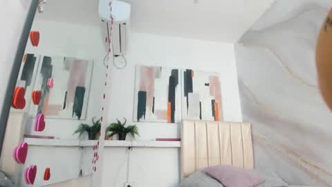 Snapshot of sandy_rivas chatting on 03/03/25, 12:16 SAM online show from 03/03/25, 12:16