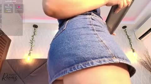 Snapshot of sandy_rivas chatting on 10/04/25, 11:52 SAM online show from 10/04/25, 11:52