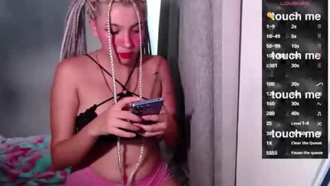 Snapshot of sandy_straw chatting on 11/23/25, 09:03 sandy_straw online show from 11/23/25, 09:03