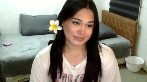 Snapshot of sangre_danaya chatting on 09/10/25, 04:40 DANAYA online show from 09/10/25, 04:40