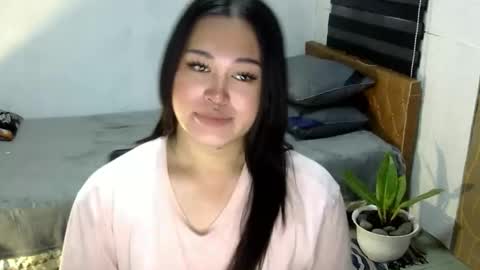 Snapshot of sangre_danaya chatting on 09/15/25, 04:56 DANAYA online show from 09/15/25, 04:56