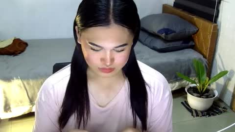 Snapshot of sangre_danaya chatting on 09/19/25, 09:54 DANAYA online show from 09/19/25, 09:54