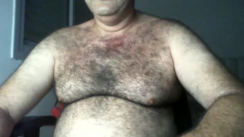 Snapshot of sankesankes chatting on 07/16/26, 10:27 horny sub chubby online show from 07/16/26, 10:27