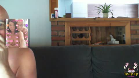 Snapshot of sanroom chatting on 01/12/25, 01:37 sanroom online show from 01/12/25, 01:37