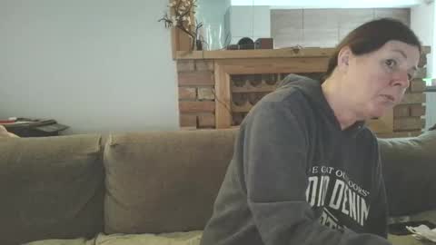 Snapshot of sanroom chatting on 03/31/26, 02:39 sanroom online show from 03/31/26, 02:39