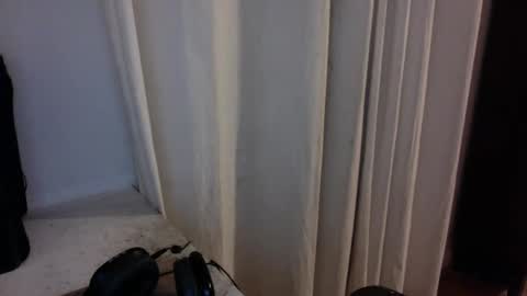 Snapshot of sansan497091 chatting on 01/23/25, 11:05 sansan497091 online show from 01/23/25, 11:05