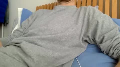 Snapshot of sansha1305 chatting on 02/19/26, 04:36 sansha1305 online show from 02/19/26, 04:36