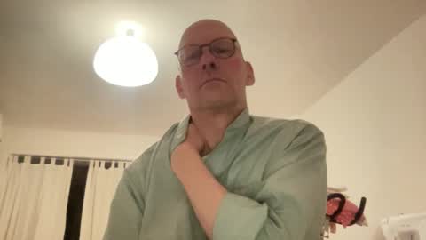 Snapshot of santaclausonice chatting on 11/09/25, 11:36 santaclausonice online show from 11/09/25, 11:36