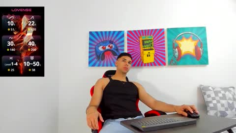 Snapshot of santana_maximo chatting on 02/22/26, 12:47 Maximo Santana online show from 02/22/26, 12:47