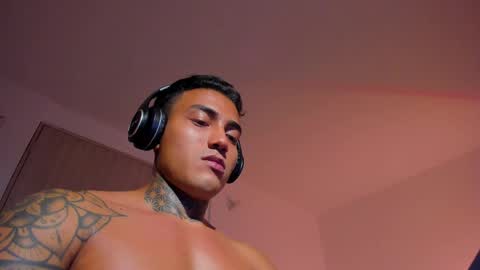 Santi Ferrer online show from 05/22/26, 02:19