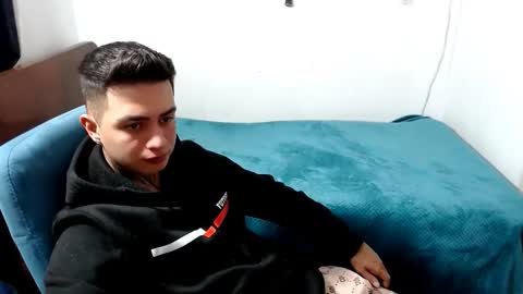 santi_ss online show from 10/02/25, 01:56