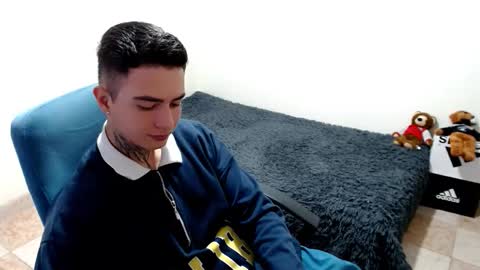 santi_ss online show from 10/22/25, 03:45