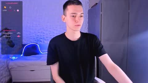 santiago__perez online show from 11/28/25, 02:53