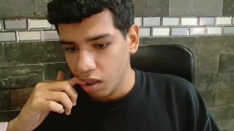 santi online show from 10/27/25, 04:55