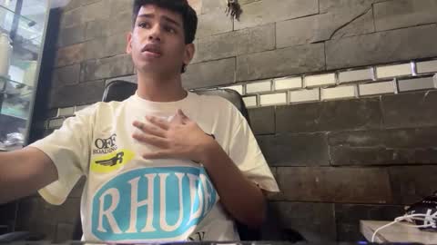 santi online show from 11/27/25, 12:56