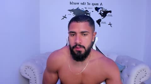 santiago_huntt online show from 09/13/25, 12:38