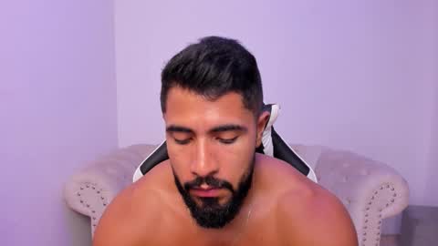 santiago_huntt online show from 02/23/26, 08:28