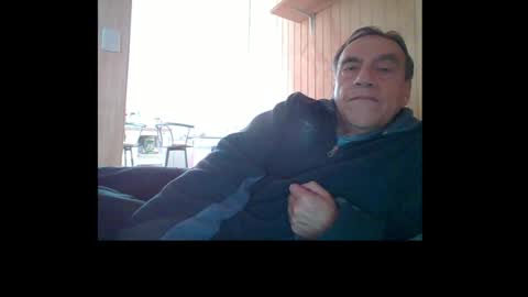 Snapshot of santiago_n chatting on 07/12/26, 03:14 santiago_n online show from 07/12/26, 03:14