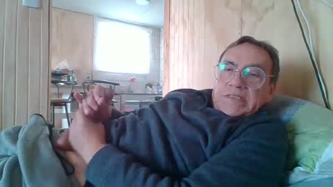 Snapshot of santiago_n chatting on 07/24/26, 07:34 santiago_n online show from 07/24/26, 07:34