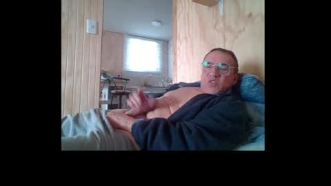 Snapshot of santiago_n chatting on 07/27/26, 01:51 santiago_n online show from 07/27/26, 01:51