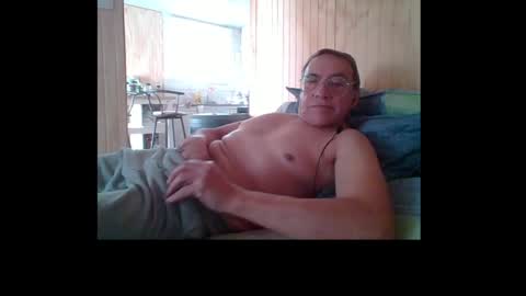 Snapshot of santiago_n chatting on 07/30/26, 02:49 santiago_n online show from 07/30/26, 02:49