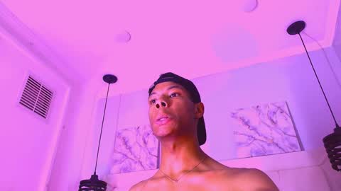 Santiiiiii  online show from 03/02/26, 06:15