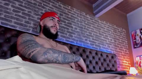 Santiago Hincapiie online show from 03/13/26, 09:32