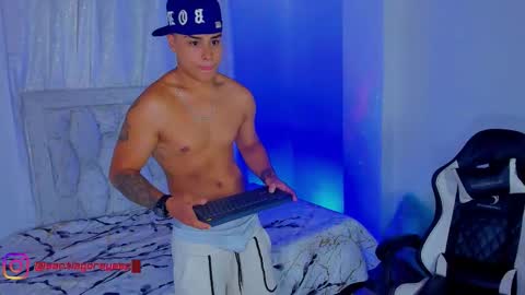 Santi Reyes online show from 01/13/26, 12:05