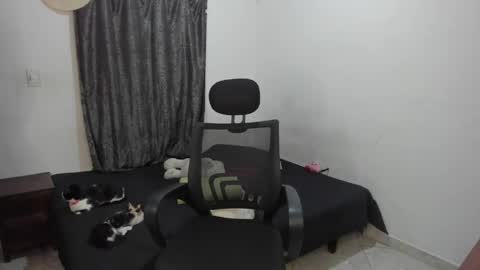 Julius Novachrono  online show from 04/04/26, 05:38