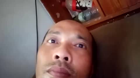 santichai561323 online show from 04/22/26, 09:44