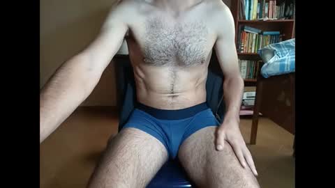 Snapshot of santifun33 chatting on 02/27/25, 08:53 Santiago online show from 02/27/25, 08:53