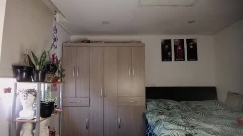 Snapshot of santii_rose chatting on 01/12/25, 10:43 Santii online show from 01/12/25, 10:43