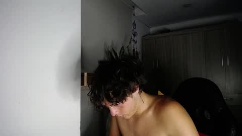 Snapshot of santii_rose chatting on 01/13/25, 01:45 Santii online show from 01/13/25, 01:45