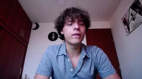 Snapshot of santii_rose chatting on 01/13/25, 10:56 Santii online show from 01/13/25, 10:56