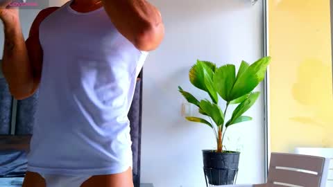 Santiago Seans online show from 02/19/26, 03:30